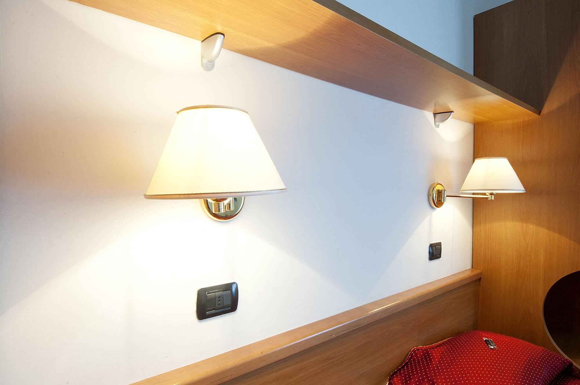 Hotel Nella Ла-Спеція Екстер'єр фото