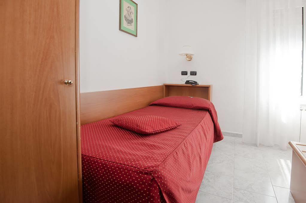 Hotel Nella Ла-Спеція Екстер'єр фото