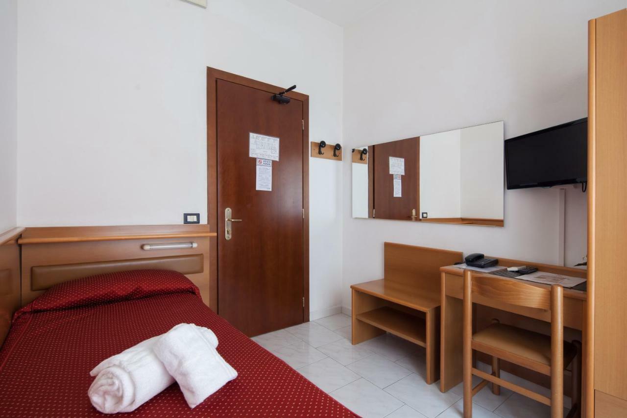 Hotel Nella Ла-Спеція Екстер'єр фото