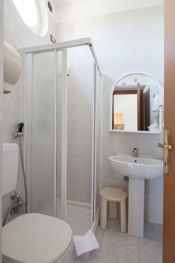 Hotel Nella Ла-Спеція Екстер'єр фото