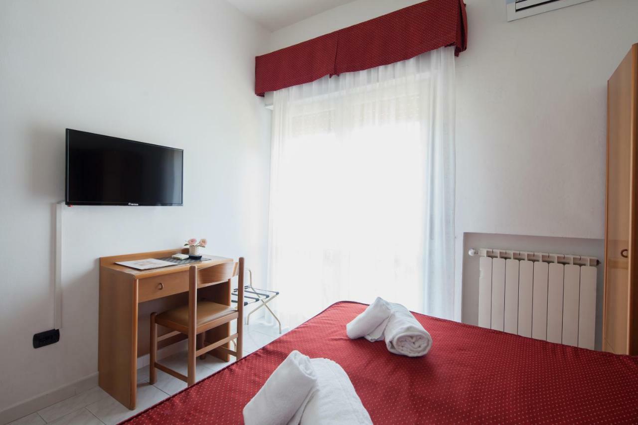 Hotel Nella Ла-Спеція Екстер'єр фото