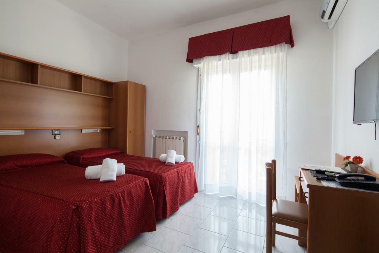 Hotel Nella Ла-Спеція Екстер'єр фото