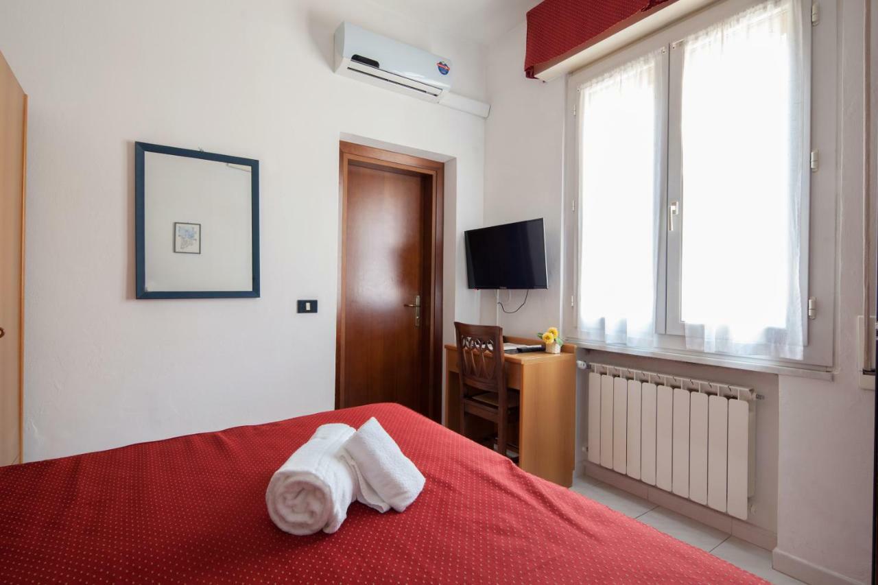 Hotel Nella Ла-Спеція Екстер'єр фото